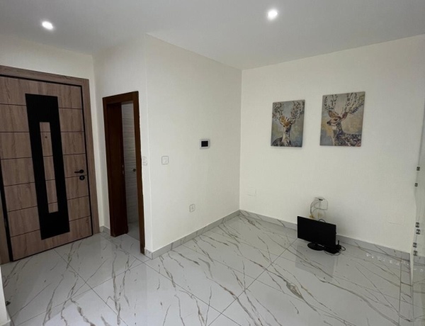 Luxury Renovated Villa for Sale Near US Embassy | 5 Bedrooms | 400 sqm