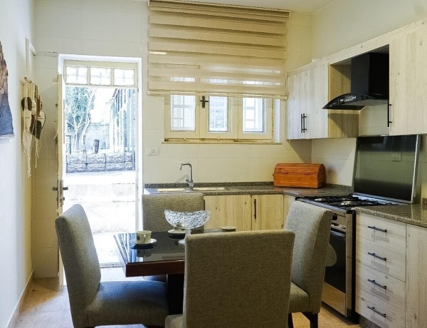 Luxurious 2-Bedroom Apartment with Garden | Modern & Elegant Living