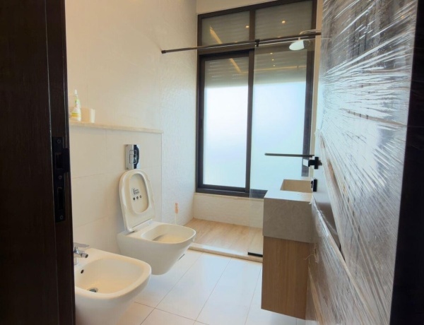 Luxury 5-Bedroom Villa with Pool & Rooftop in Abdoun, Amman