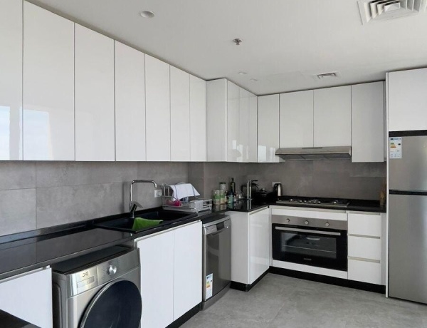 Luxury 1-Bedroom Apartment for Rent in Damac – 100 sqm, 2 Bathrooms