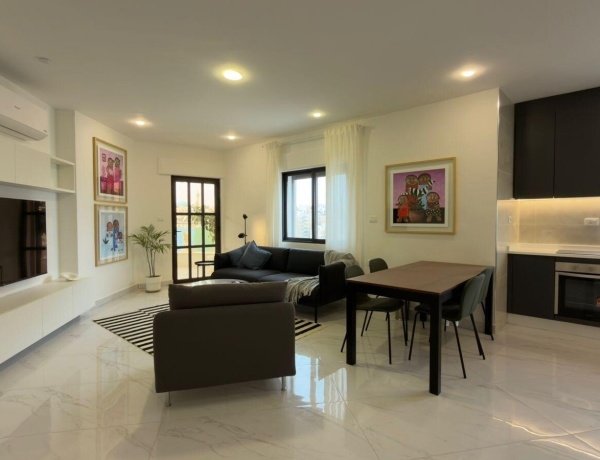 Spacious 2 Master Bedroom Apartment with Terrace for Rent in Jabal Amman – Near Second Circle