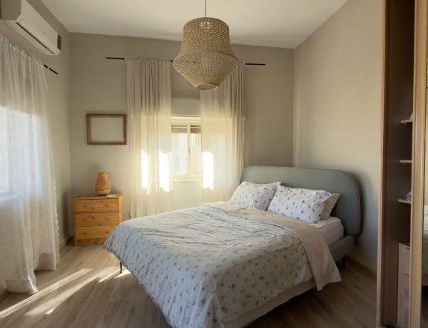 Spacious Apartment for Rent in Jabal Al Weibdeh – 3 Bedrooms, 2 Bathrooms, 2 Balconies, 150 sqm