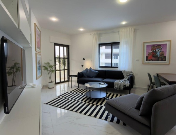 Spacious 2 Master Bedroom Apartment with Terrace for Rent in Jabal Amman – Near Second Circle