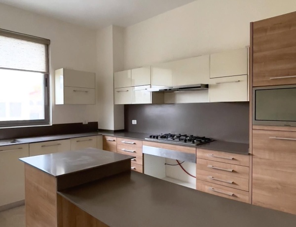 Spacious 4-Bedroom Rooftop Apartment with Huge Terrace in 4th Circle, Amman