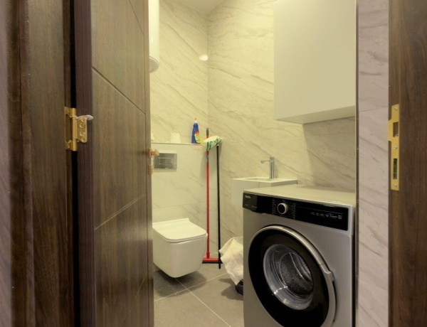 Spacious 2 Master Bedroom Apartment with Terrace for Rent in Jabal Amman – Near Second Circle