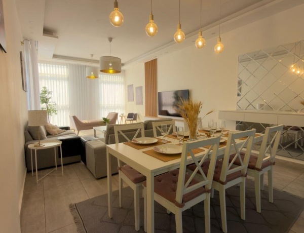 Distinctive 3-Bedroom Apartment for Rent | 170 sqm with Balcony & Central Heating – Sixth Floor