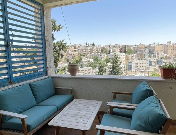 Rooftop Apartment for Rent in Al-Lweibdeh – 2 Bedrooms, 2 Bathrooms, 130 m²