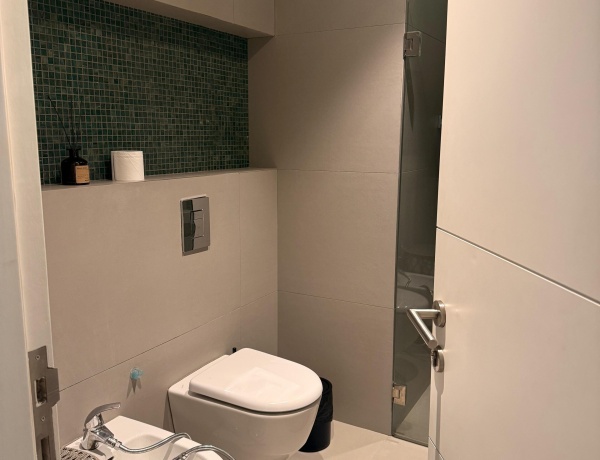 Modern 2-Bedroom Ground Floor Apartment with Garden & Pool in Abdoun near Australian Embassy