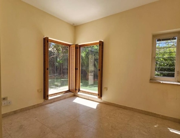 Luxury 3-Bedroom Ground Floor Duplex with Garden for Rent in 4th Circle, Amman