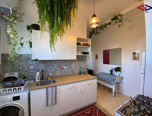 1 Bedroom Apartment for Rent in Rainbow Street, Amman | 100 sqm Modern Apartment