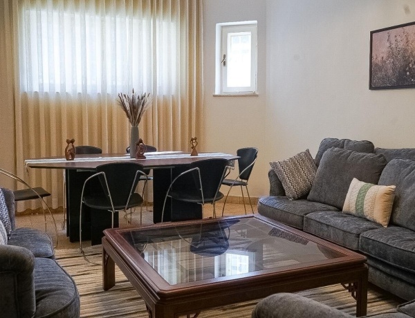 Luxurious 2-Bedroom Apartment with Garden | Modern & Elegant Living