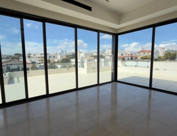 Luxury 5-Bedroom Villa with Pool & Rooftop in Abdoun, Amman