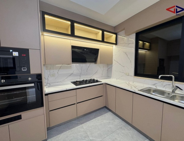 Second-Floor Apartment for Rent in Um Uthaina | 3 Bedrooms | 170 sqm