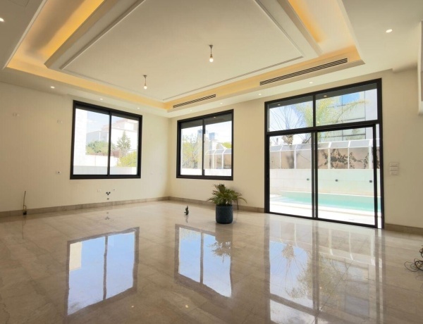 Luxury 5-Bedroom Villa with Pool & Rooftop in Abdoun, Amman