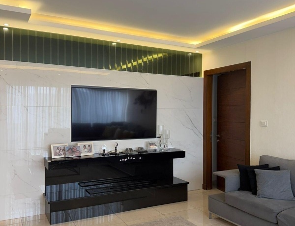 Spacious Apartment for Sale in Deir Ghbar – 193 sqm