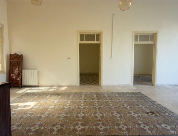 Unique Heritage Apartment with 3 Bedrooms, 2 Bathrooms & Terrace