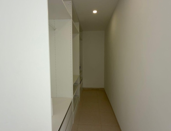 Luxury Apartment for Rent in Jabal Al Weibdeh – 3 Bedrooms, 3 Bathrooms with Private Terrace