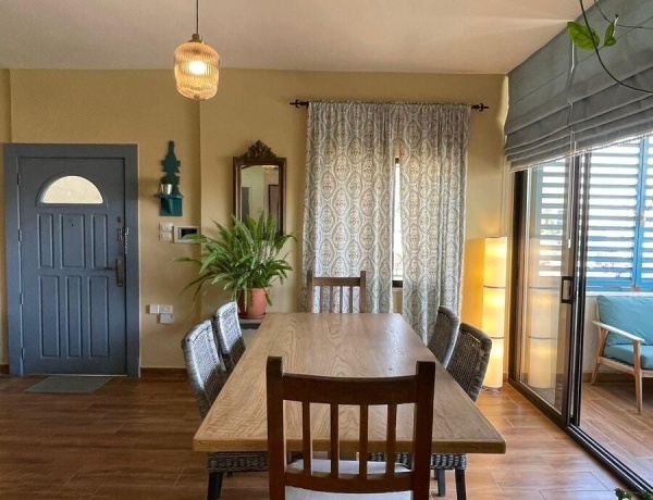 Rooftop Apartment for Rent in Al-Lweibdeh – 2 Bedrooms, 2 Bathrooms, 130 m²