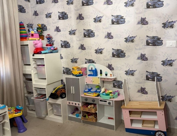 Spacious Apartment for Sale in Deir Ghbar – 193 sqm