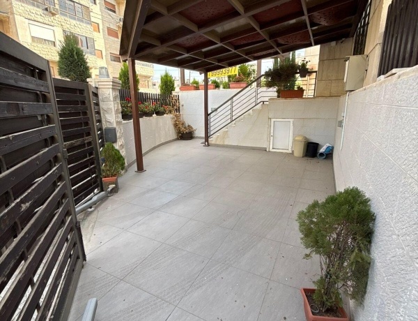 Luxury Apartment with Garden & 2 Garages for Sale | 3 Bedrooms