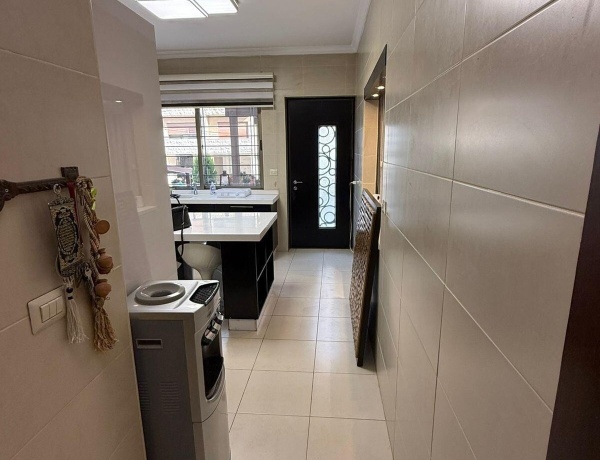 Luxury Apartment with Garden & 2 Garages for Sale | 3 Bedrooms