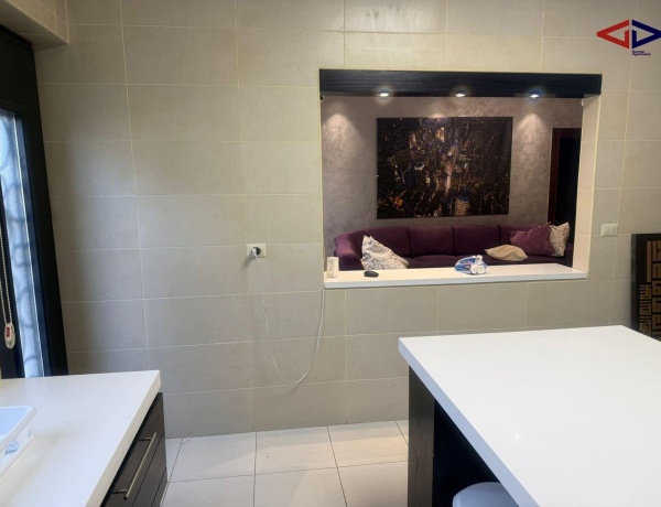 Luxury Apartment with Garden & 2 Garages for Sale | 3 Bedrooms