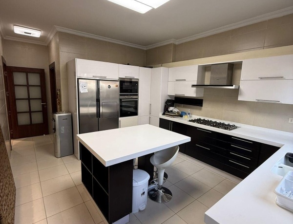 Luxury Apartment with Garden & 2 Garages for Sale | 3 Bedrooms