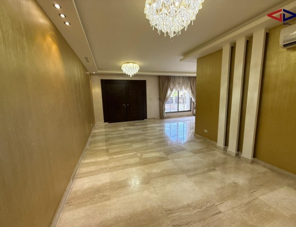 Luxury Apartment with Garden & 2 Garages for Sale | 3 Bedrooms