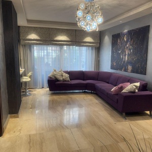 Luxury Apartment with Garden & 2 Garages for Sale | 3 Bedrooms