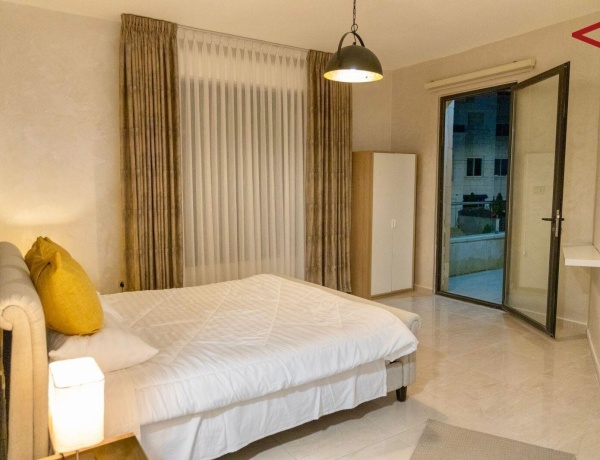 Charming 2BDR in 7th Circle