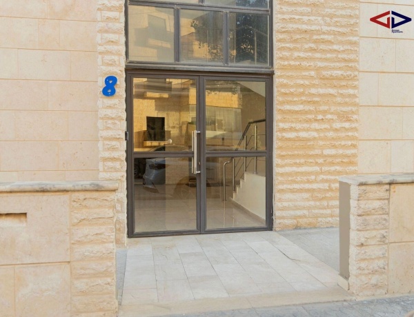 Charming 2BDR in 7th Circle