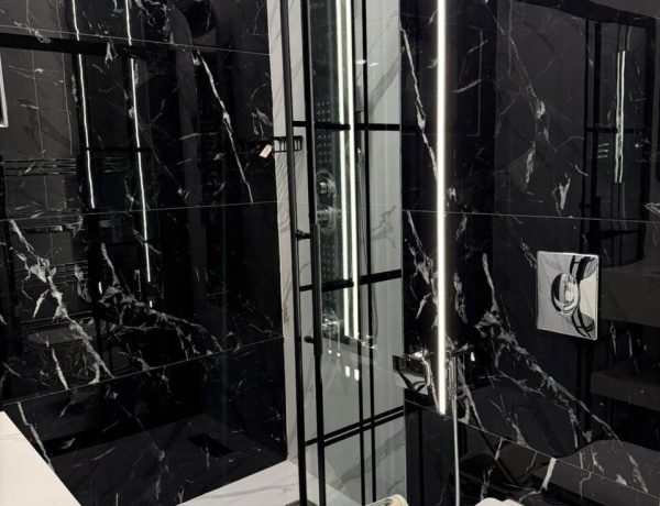 Spacious Fully Furnished Apartment for Rent in Abdoun Corridor – 300sqm