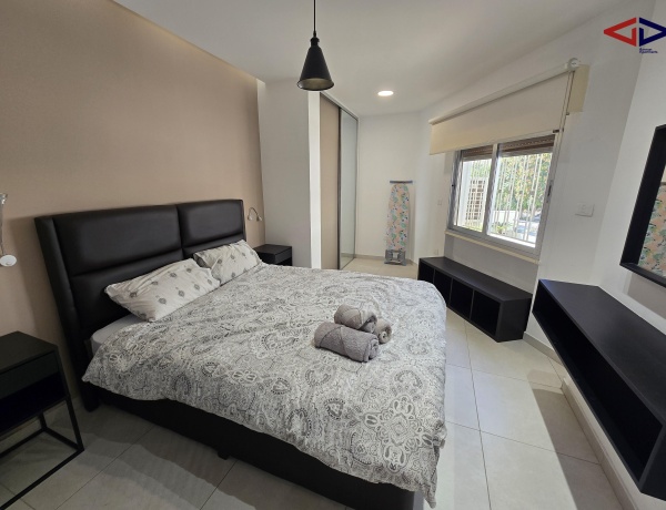 Suite with Shared Garden @ No7 Boutique Apartments | All services included in rent
