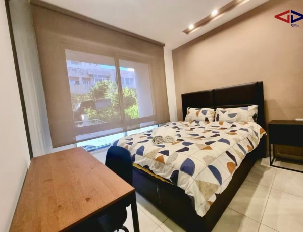 Studio with Front Patio @ No7 Boutique Apartments