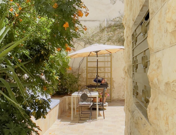 Beautiful 1 -Bedroom Apartment for Rent in the Heart of Amman