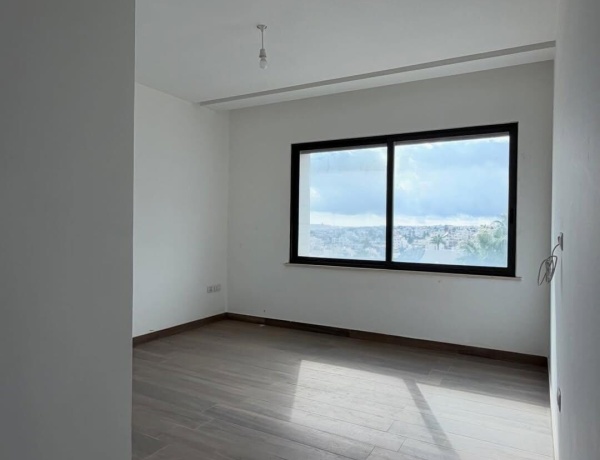 Premium Third-Floor Apartment for Sale – Spacious 4 Master Bedrooms | 250 sqm