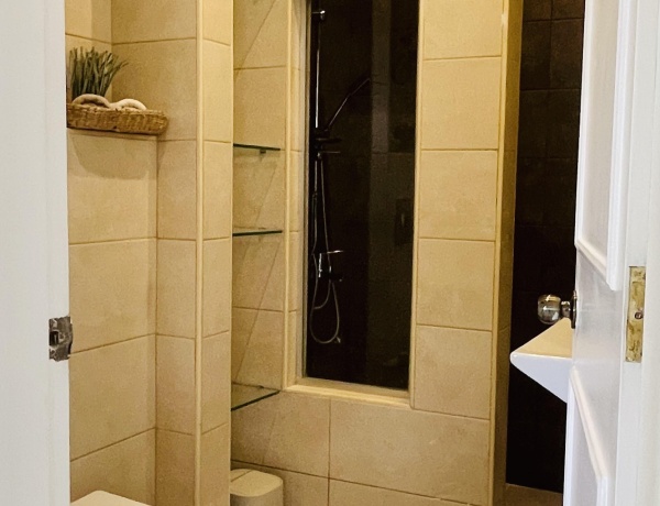 Apartment for Rent in Amman | 4th Circle – Spacious & Prime Location