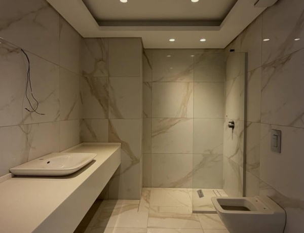 Premium Third-Floor Apartment for Sale – Spacious 4 Master Bedrooms | 250 sqm