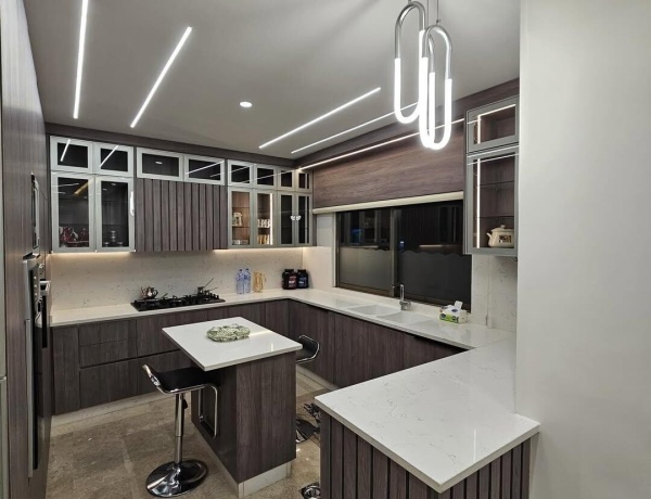 Fully Furnished 1-Bedroom Apartment for Rent in Deir Ghbar – Modern Design & Balcony