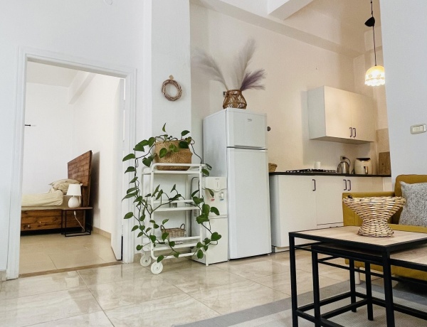 Beautiful 1 -Bedroom Apartment for Rent in the Heart of Amman