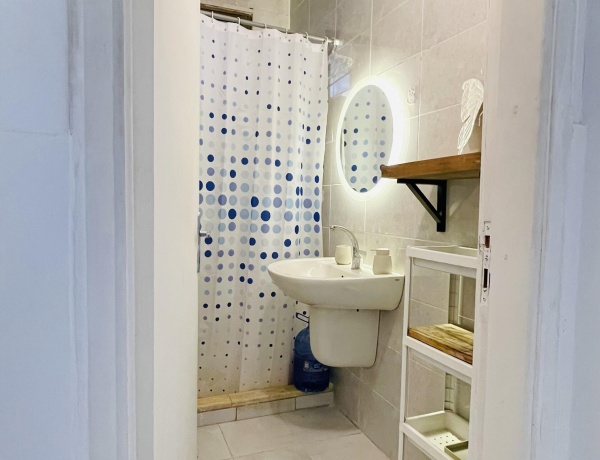 Cozy Apartment for Rent in Jabal Al-Weibdeh