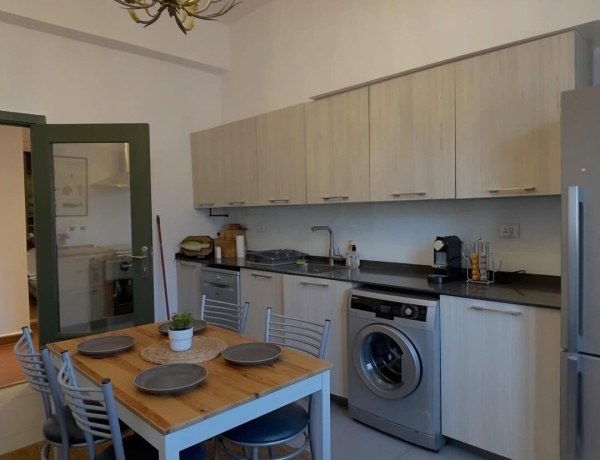 2-Bedroom Apartment for Rent in Jabal Al-Weibdeh Near Paris Square