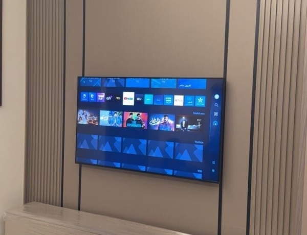 Spacious 2-Bedroom Apartment for Rent in Deir Ghbar – Ground Floor with Terrace, Parking & Elevator