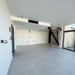 Rooftop 2-Bedroom Apartment in Abdoun – Amman