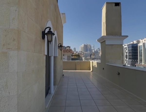 For Rent | Three-Bedroom Duplex Rooftop Apartment – Abdoun (Unfurnished