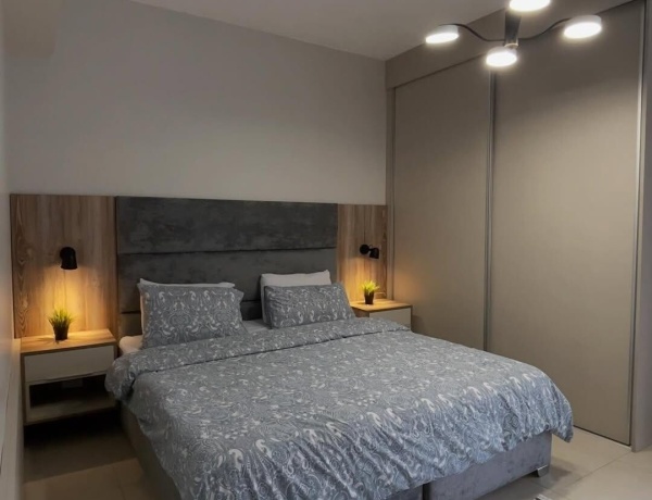 Two-Bedroom Apartment with Private Garden for Rent in Jabal Amman – 4th Circle