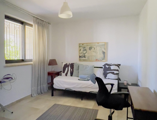 2-Bedroom Apartment for Rent in Jabal Amman – 2nd Circle | Private Garden