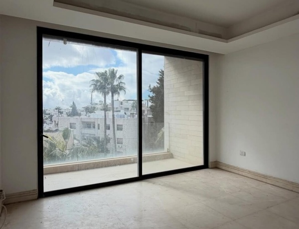 Premium Third-Floor Apartment for Sale – Spacious 4 Master Bedrooms | 250 sqm