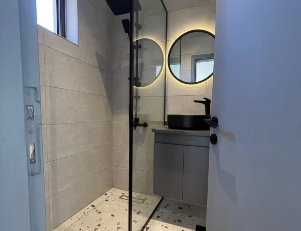 Rooftop 2-Bedroom Apartment in Abdoun – Amman