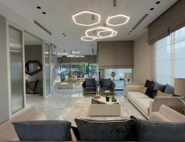 Luxury Ground Floor Apartment for Sale in Abdoun with Private Garden – Super Deluxe Finishing